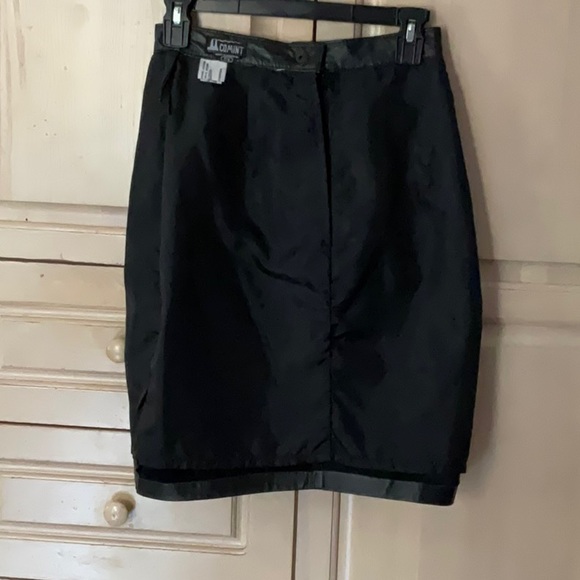COMINT LADIES Genuine Leather Skirt Size 7/8 Black A-Line - Picture 5 of 6